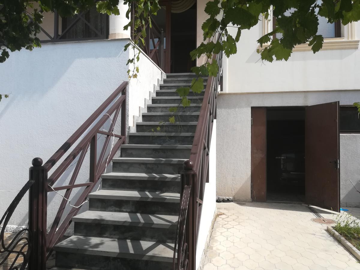 Leon Tbilisi Exterior foto